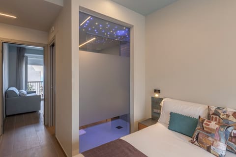 Panoramic Suite, Sea View | In-room safe, desk, laptop workspace, soundproofing