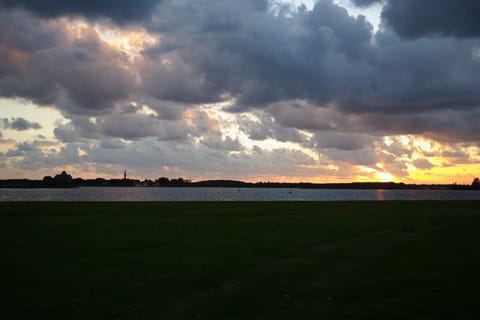 Immediate Surroundings [summer] (<1 km)