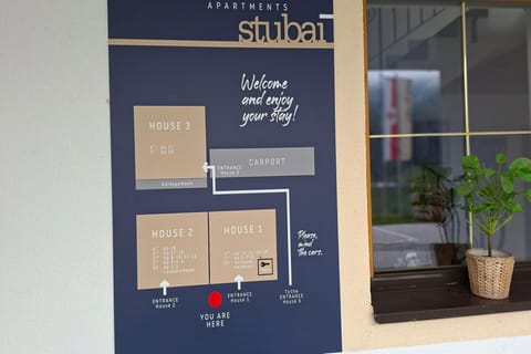 Entrance / Reception