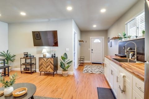 Apartment (1 Bedroom) | Interior