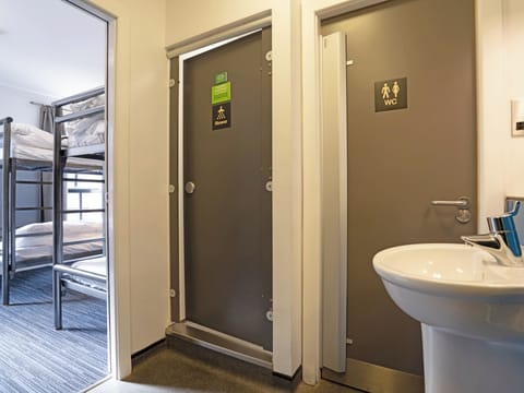 Free WiFi, wheelchair access