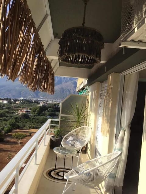 Balcony with unabstracted view