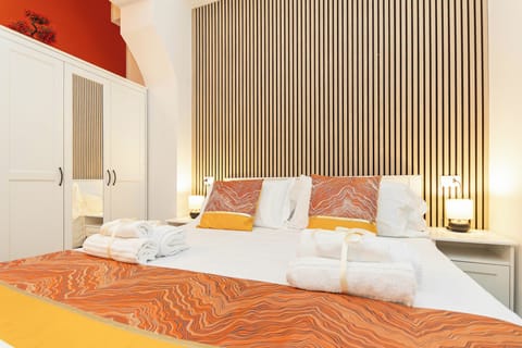 Deluxe Triple Room | Desk, laptop workspace, free WiFi