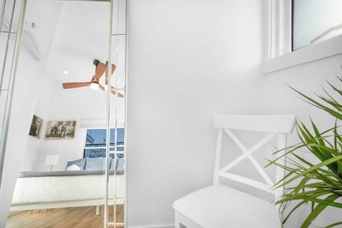 Rest and Relaxation: Unwind in our Cozy Vacation Bedroom