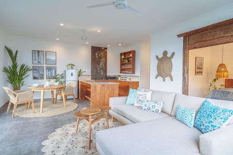 Comfort Apartment | Living area | TV