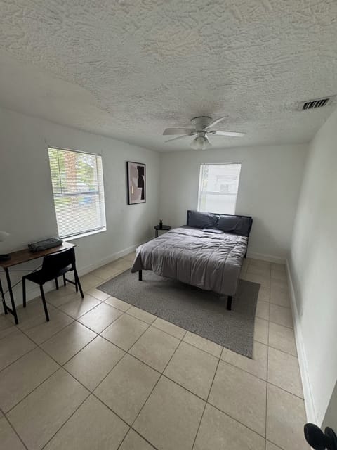 Comfort Double Room, Garden View | Desk, free WiFi