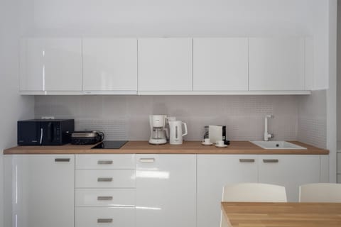 House | Private kitchen | Espresso maker, electric kettle, highchair