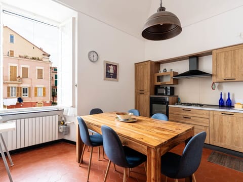 Furniture, Interior Design, Wood, Flooring, Table, Room, Floor, Kitchen & Dining Room Table, Chair, Ceiling