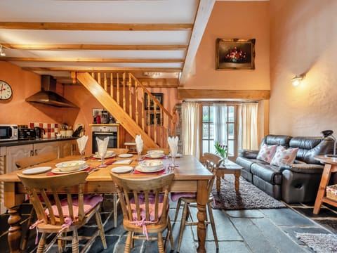 Open plan living space | Y Cartws, Llanwenog, near Llanybydder