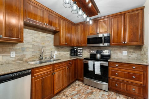 Whip up something special in this modern and stylish kitchen!