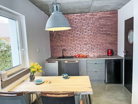 Home, Cottage, Estate, Shade, Garden, Backyard, Yard, Hacienda, Landscaping, Garden Buildings