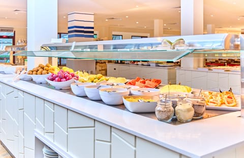 Daily buffet breakfast (EUR 20 per person)