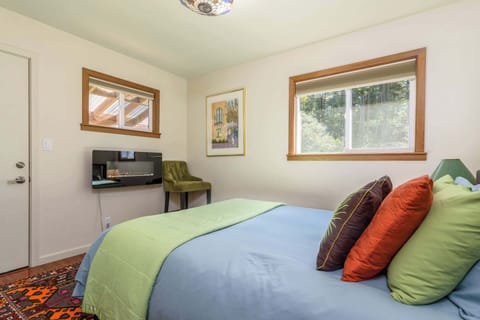 Bedroom with queen bed