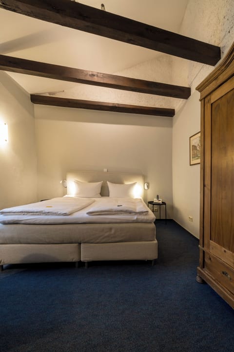 Basic Single Room | Desk, laptop workspace, free WiFi