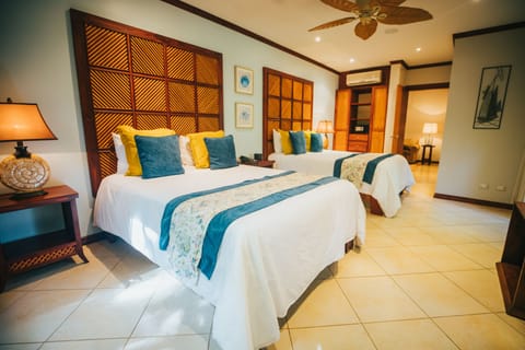 Ocean Front Suite Family | In-room safe, desk, blackout drapes, free WiFi