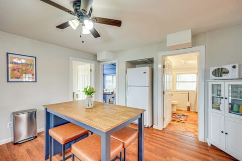 Cottage (2 Bedrooms) | Interior