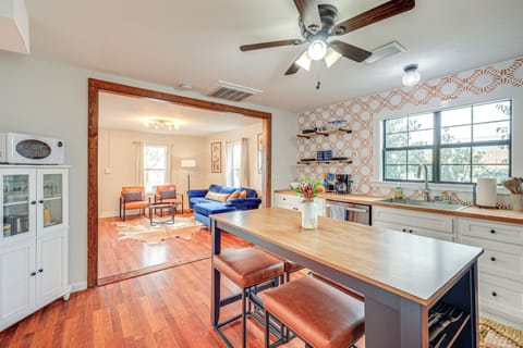 Cottage (2 Bedrooms) | Interior