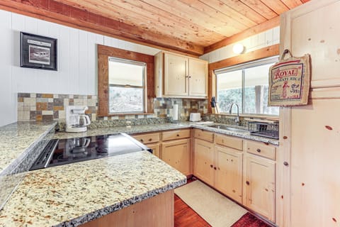 House (1 Bedroom) | Interior