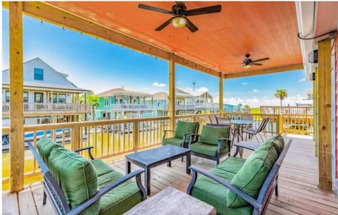 Upstairs deck, view 2