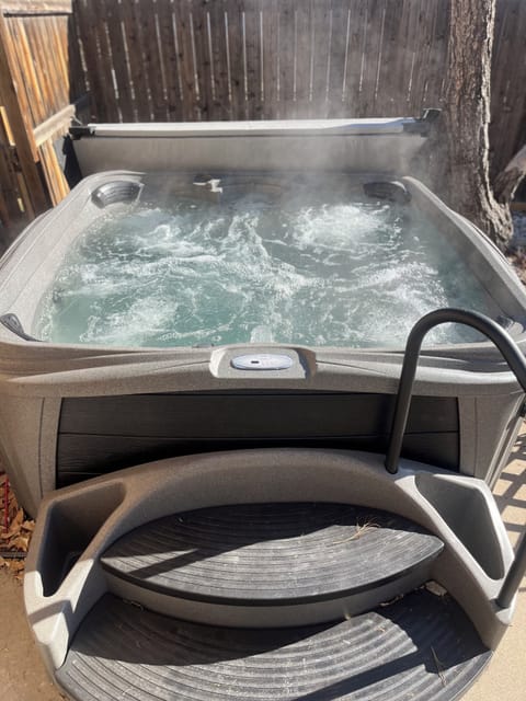 Hot Tub Fits 7 People