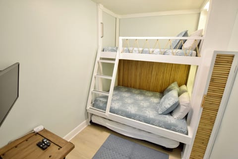 Azure #117: Bunk Room