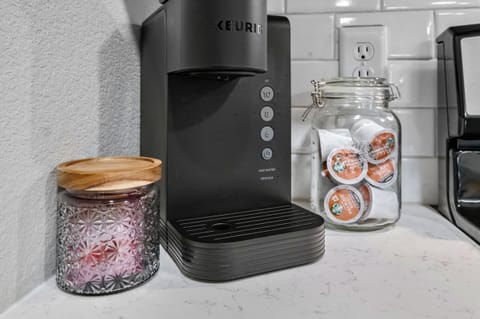 Tea or Coffee? Have Both! We've got you covered! Enjoy a hot beverage of your choice with our complimentary Tea and Coffee Bar.