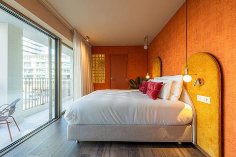 Soul Room | Blackout drapes, free WiFi, bed sheets