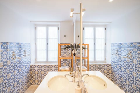 Superior Double Room, Courtyard Area | Hypo-allergenic bedding, in-room safe, desk, laptop workspace