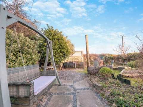 Garden | Venton Cottage, Castle Martin, near Pembroke