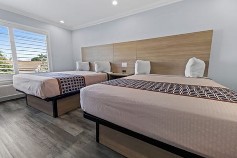 Double Room | Desk, free WiFi