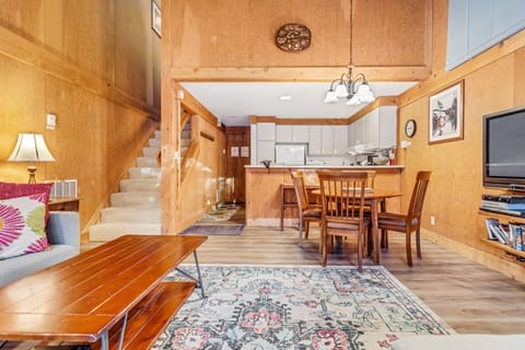 Condo, 1 Bedroom | Living area | Smart TV