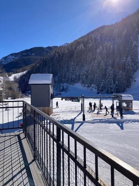 Condo, 3 Bedrooms | Property grounds