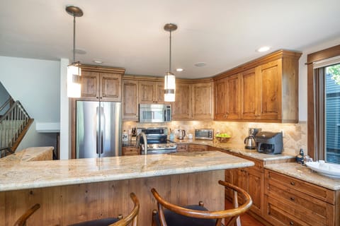 Condo, 1 Bedroom | Private kitchen | Fridge, coffee/tea maker, toaster