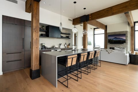 Condo, 3 Bedrooms | Private kitchen | Coffee/tea maker