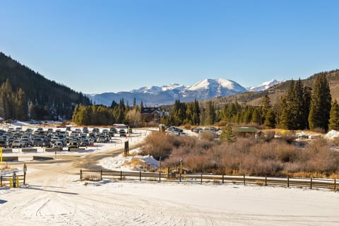 Studio | Miscellaneous