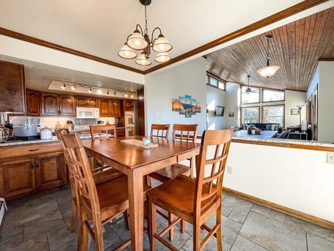 Eat in Kitchen for additional seating