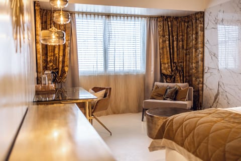 Individually decorated, individually furnished, desk, laptop workspace