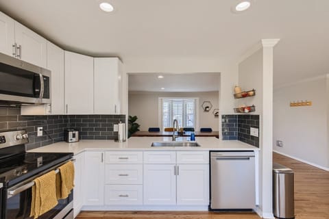 Spacious and Open Kitchen