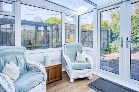 The Willows - 2 Bedroom Cottage - Oxwich (6987)