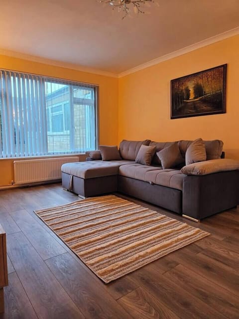 6515b20c 7560 42fc 943d fefeee0f0bab