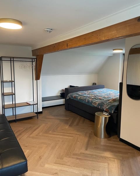 Comfort Triple Room, Garden View | Iron/ironing board, free WiFi