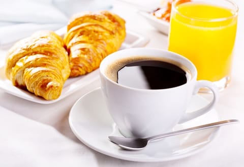 Daily buffet breakfast (EUR 9.50 per person)