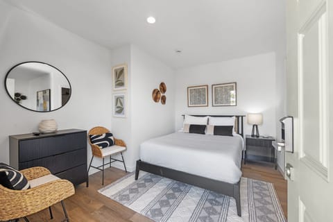 This upscale boutique features contemporary furnishings and a comfortable queen bed for a peaceful night's rest