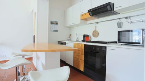 Apartment (1 Bedroom) | Private kitchenette | Microwave, oven, espresso maker, electric kettle