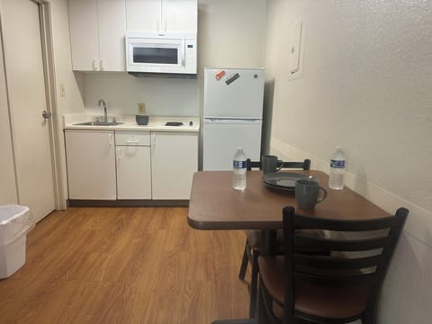 Standard Studio | Private kitchenette