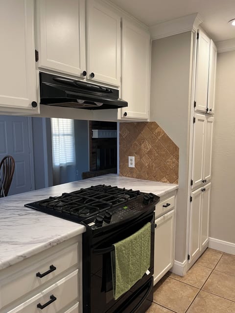 Image picker EE2FA9D2 338A 4894 9CB9 109B68EEEDA7 5276 00000133B7E8B595