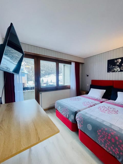 Classic Double or Twin Room, Balcony, Mountain View | Desk, laptop workspace, free WiFi