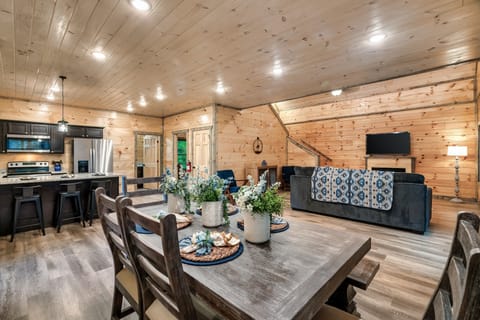 This spacious cabin offers an open floor plan ideal for family gatherings.
