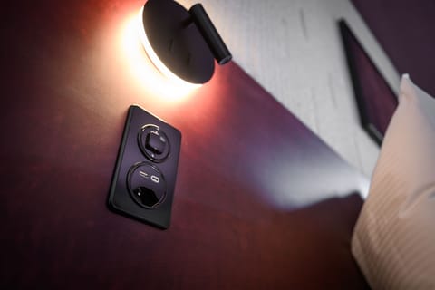 Classic Single Room | Hypo-allergenic bedding, in-room safe, desk, blackout drapes