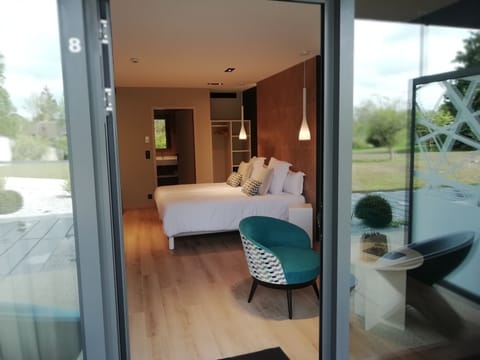 Design Double or Twin Room, Garden View | Premium bedding, in-room safe, blackout drapes, soundproofing